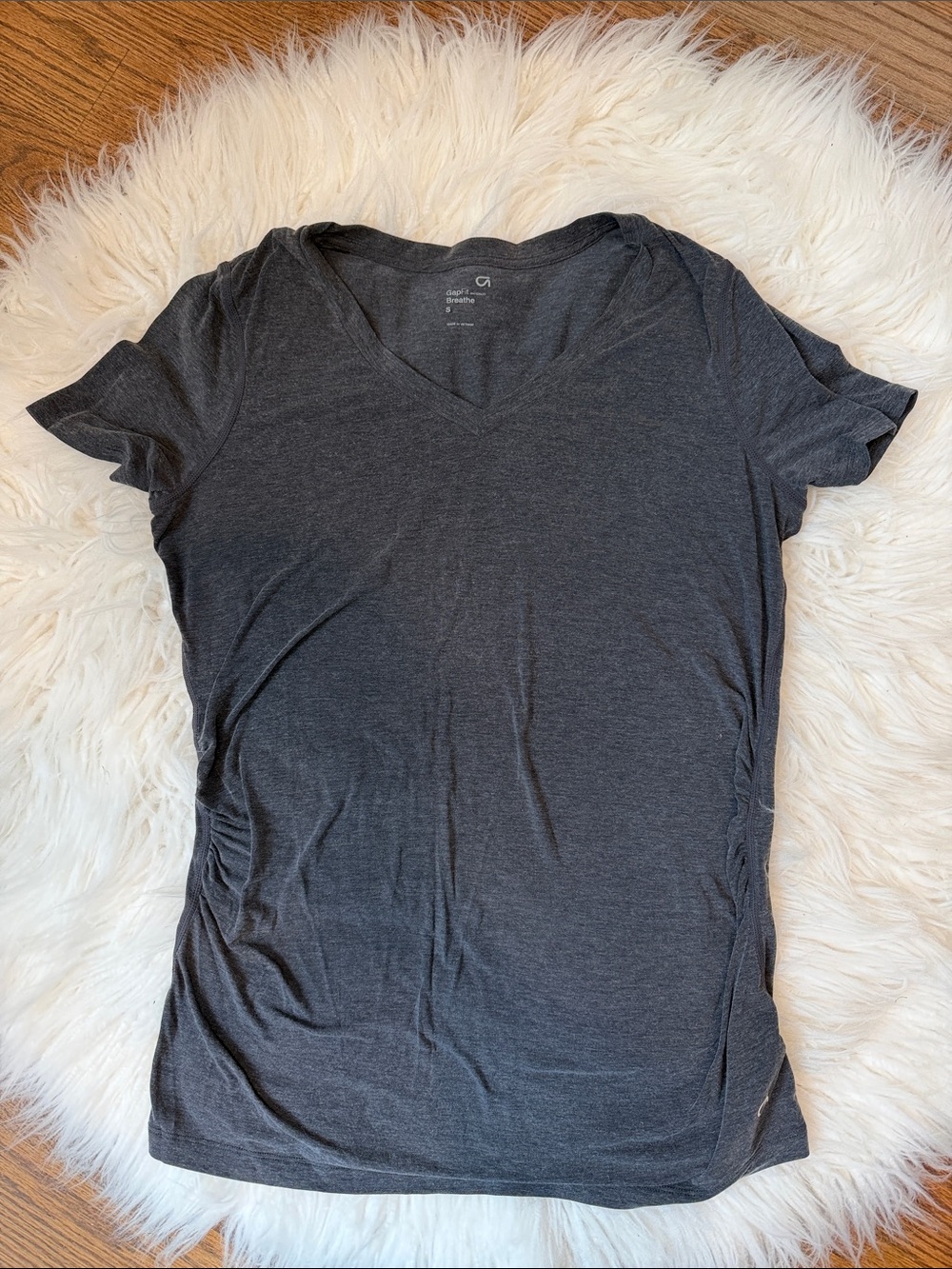 Gap breathe maternity Gray V-Neck Women’s Top